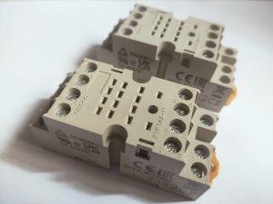 de-ro-le-Omron-PYF14A-N