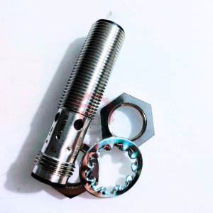 Cam-bien-tiem-can-E2B-M12KS04-M1-B1-OMI-Omron